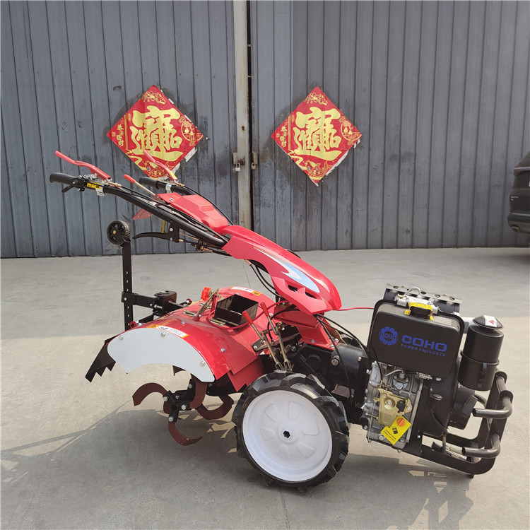 آلة الحراثة الصغيرة ذات أربعة محرك