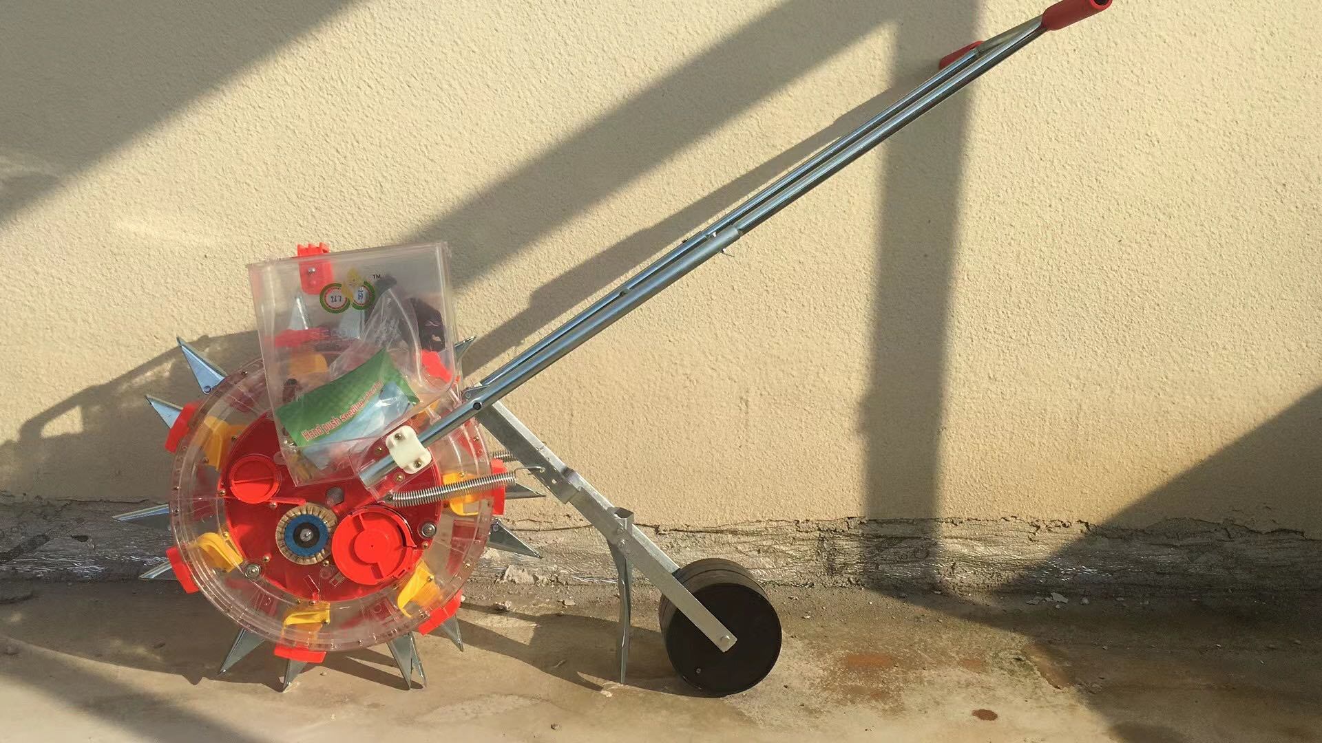 مزرعة فول الصويا الطماطم المتنامية للذرة مخصصة للبذور اليدوي