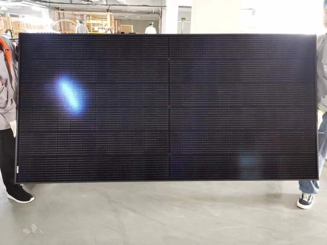 تصنيع لوحة الطاقة الشمسية ذات الشوقة ذات الظهر 700W 690W 680W 670WATT MONO استخدام لوحة الطاقة الشمسية طاقة الطاقة الشمسية