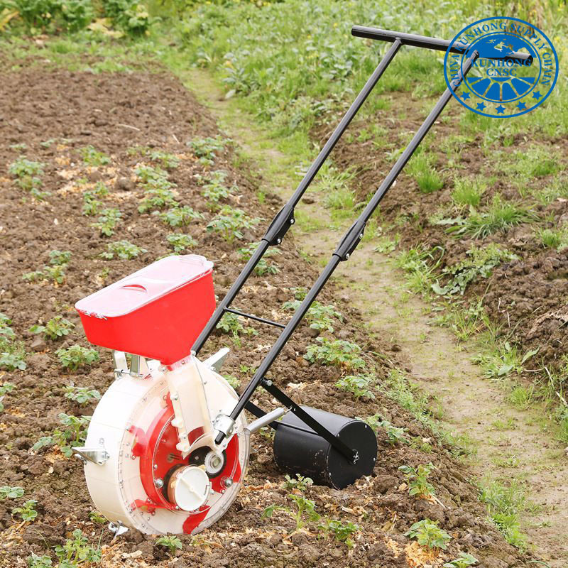 تنتج المصانع بذرة ذرة الفول السوداني المخصبة من الأسطوانة