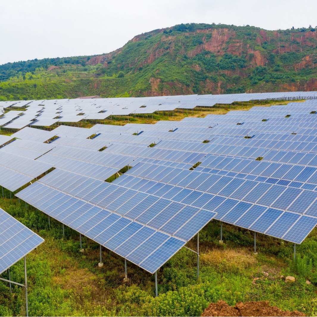 يتيح قوس سكة حرة للوحة الشمسية البسيطة للسكك الحديدية للسقف المعدني PV سقف وأرضي